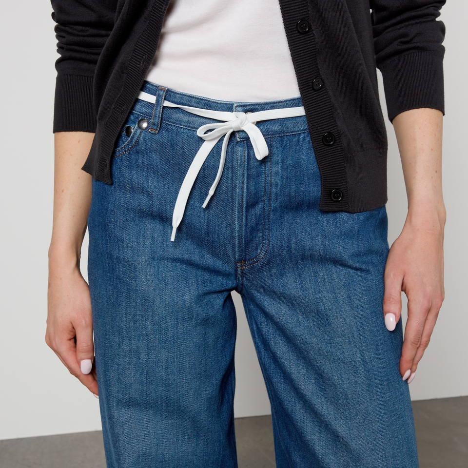 A.P.C｜JEANS (Madame Santeuil Jeans (COGYE F09207 IAL)) Madame Santeuil jeans | Organic 'Butler' stonewashed denim