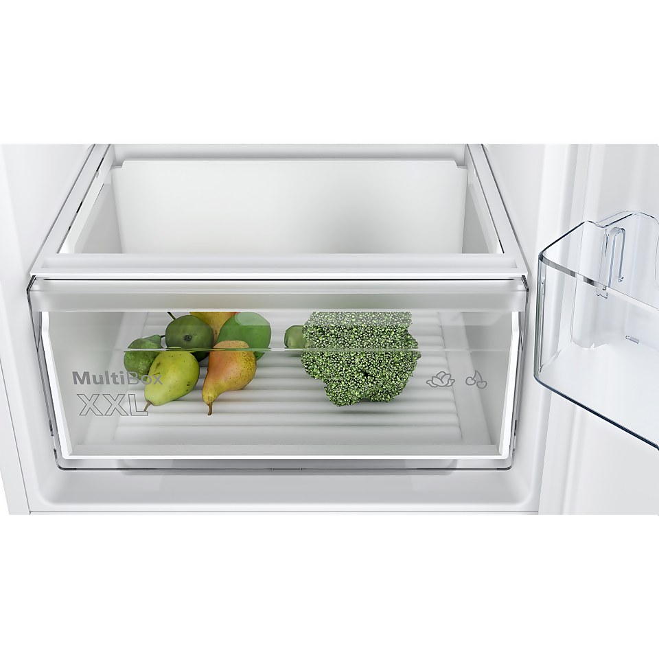 Bosch Series 2 KIN86NFE0G Integrated 60/40 Frost Free Fridge Freezer with Fixed Door Fixing Kit