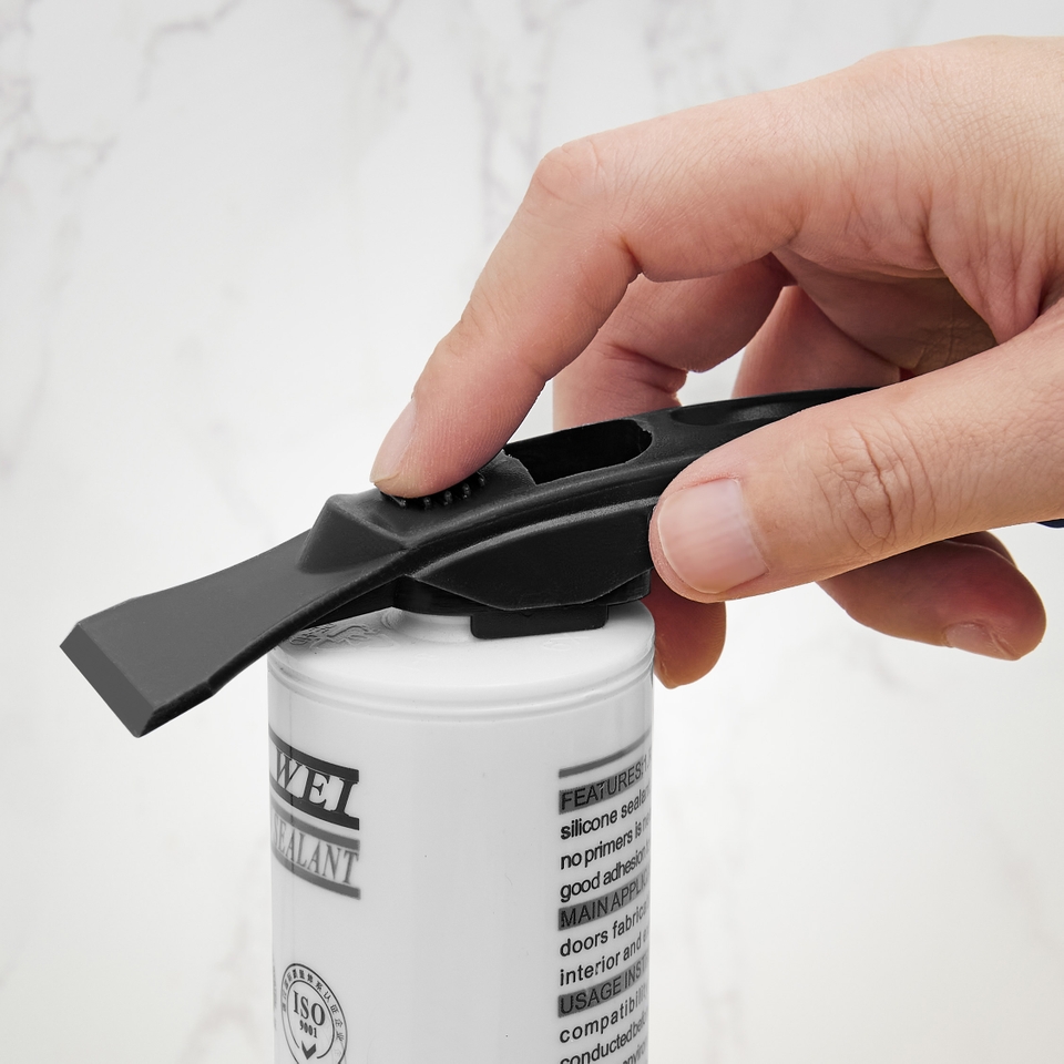 Homebase Essentials Sealant/Caulking Finishing Kit 17 Piece Pack