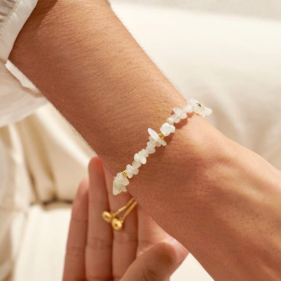 Joma Jewellery Manifestones White Jade Luck & Prosperity Gold-Plated Bracelet