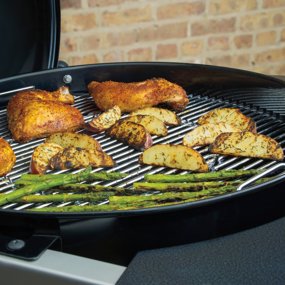 Weber Performer Deluxe 57cm Charcoal BBQ