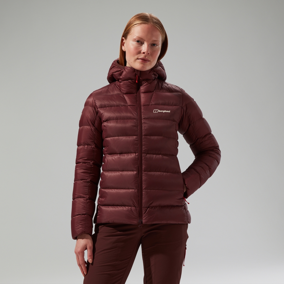 Isolierte Summit-Nomad Daunen-Jacke für Damen - Rot