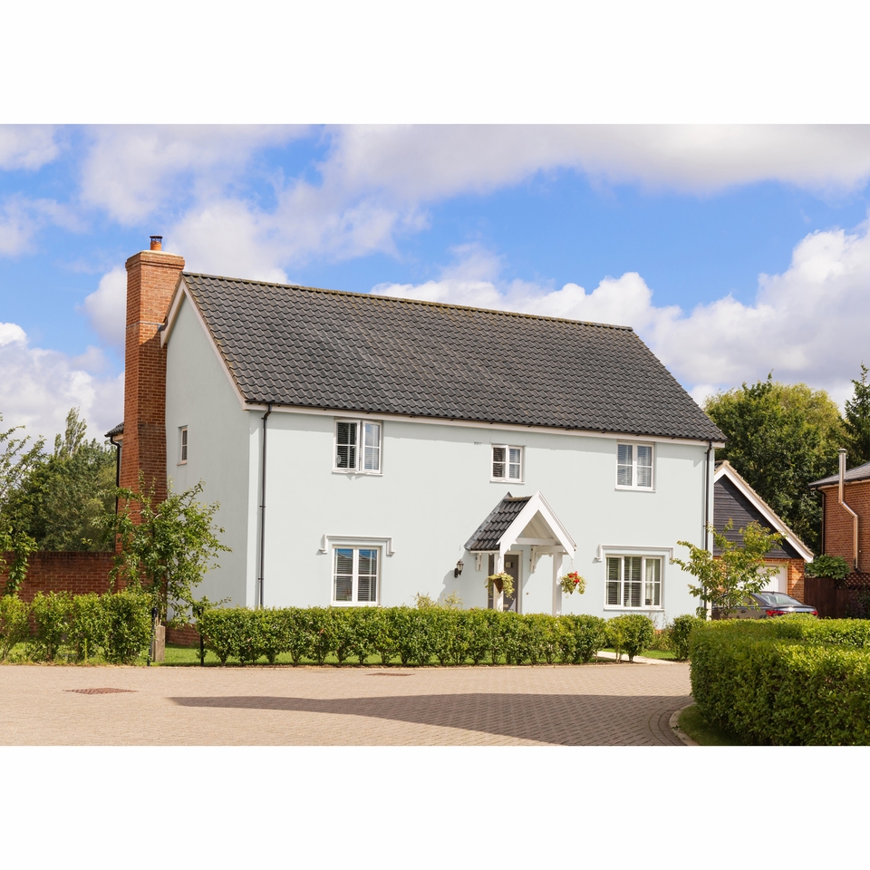 Homebase Smooth Masonry Paint Irish Linen 5L Homebase