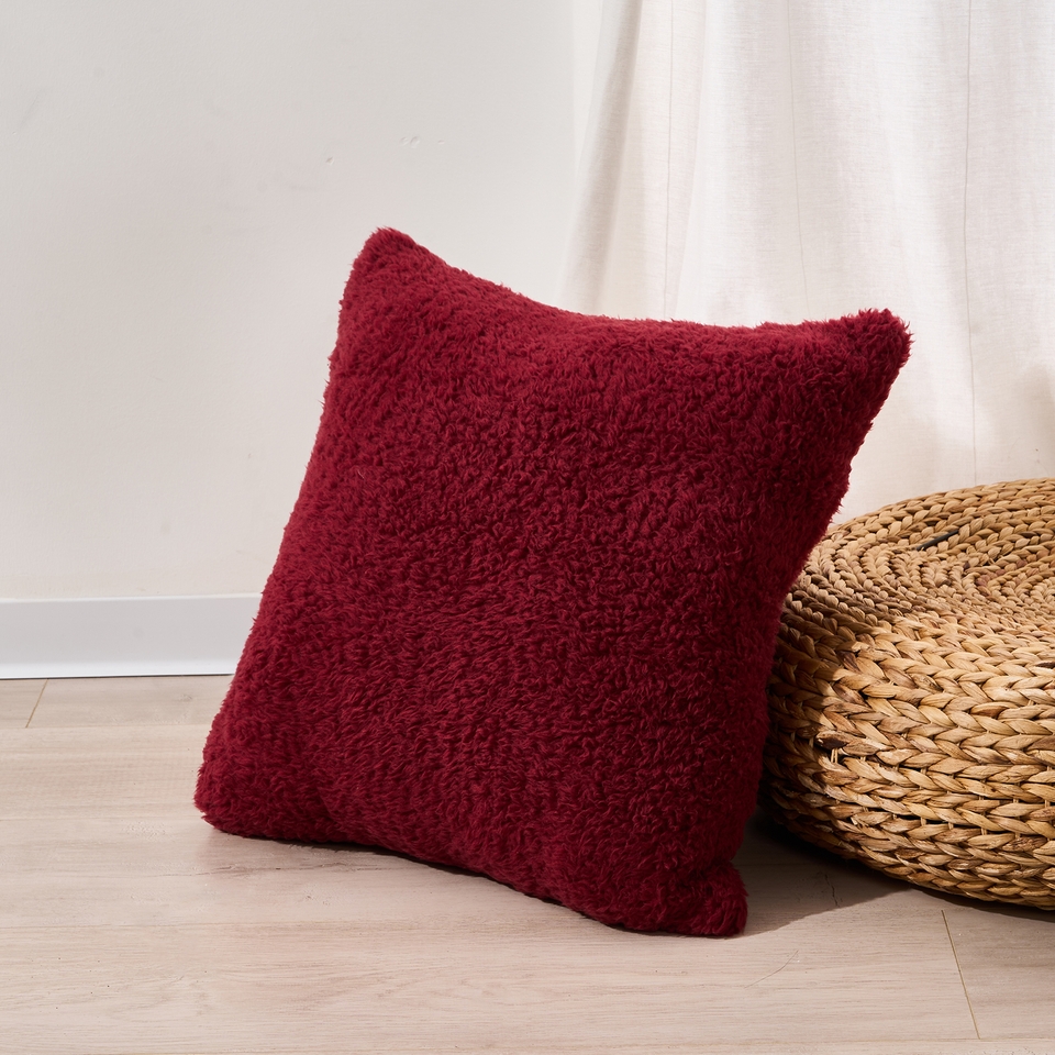 Snuggle Cushion - Claret - 43x43cm