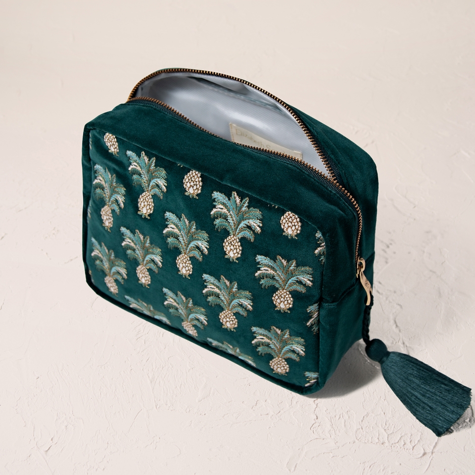 Elizabeth Scarlett Pineapple Emerald Velvet Wash Bag