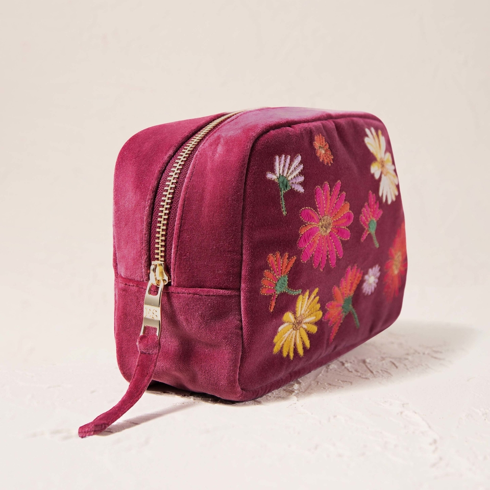 Elizabeth Scarlett Wildflower Dry Rose Velvet Cosmetics Bag