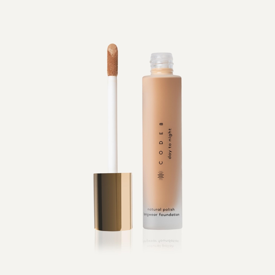 Day to Night Foundation - NW40