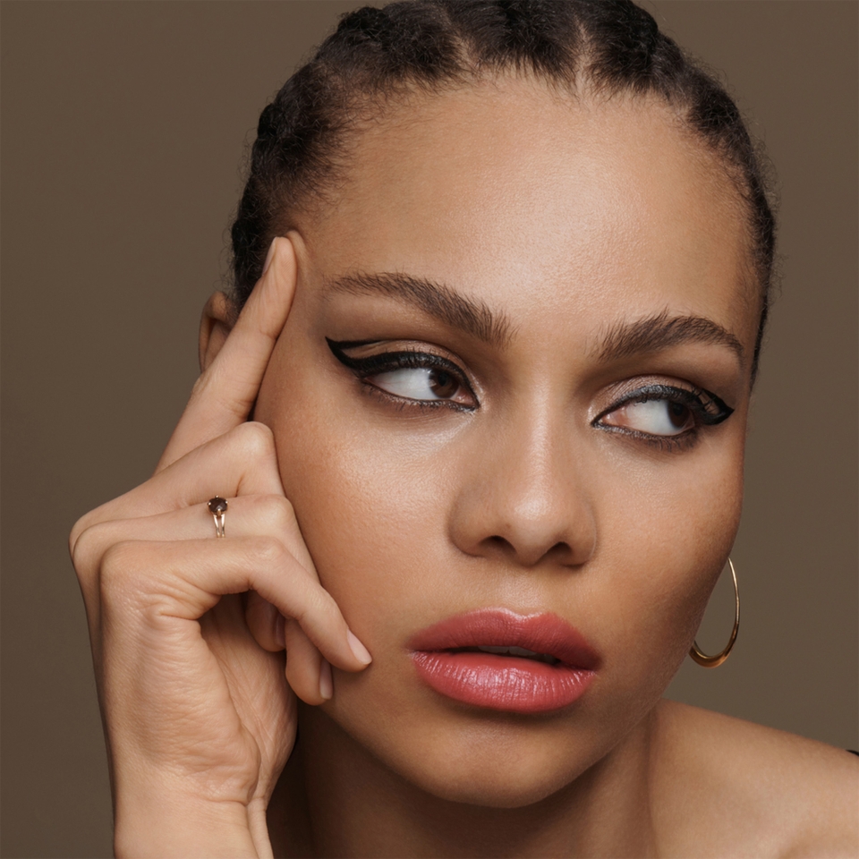 Precision Liquid Eyeliner - Carbon Black