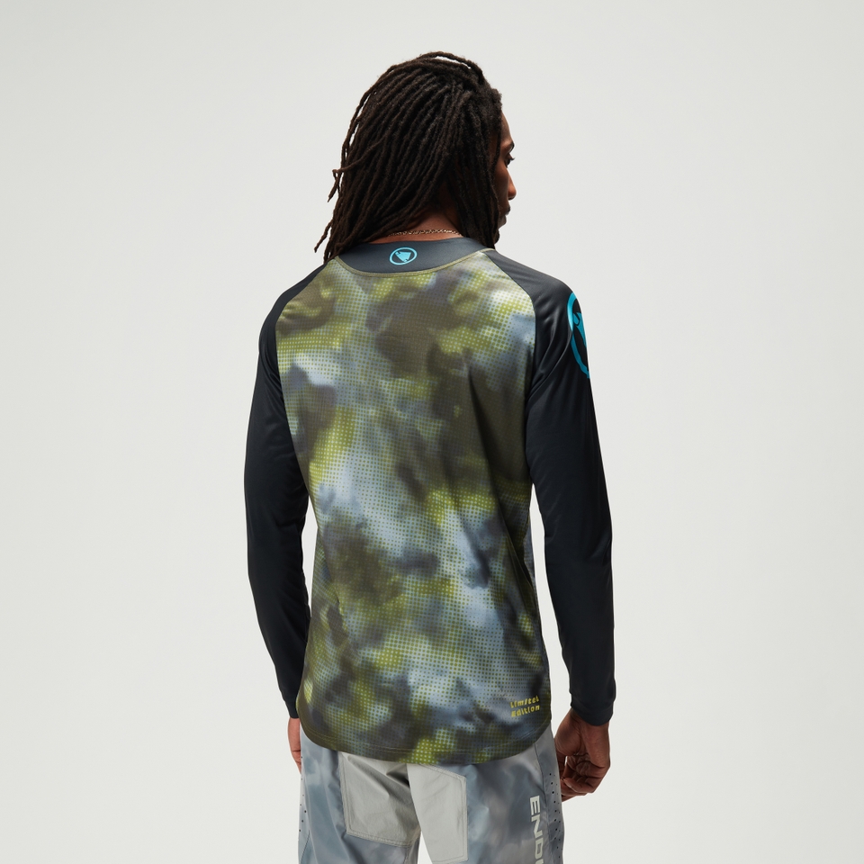 Men's Pixel Cloud L/S Tee LTD - Black
