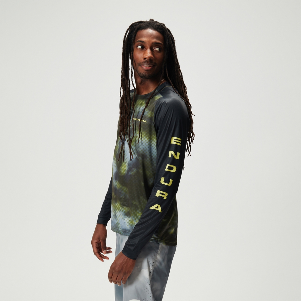 Pixel Cloud Long Sleeve Tee Limited: Black
