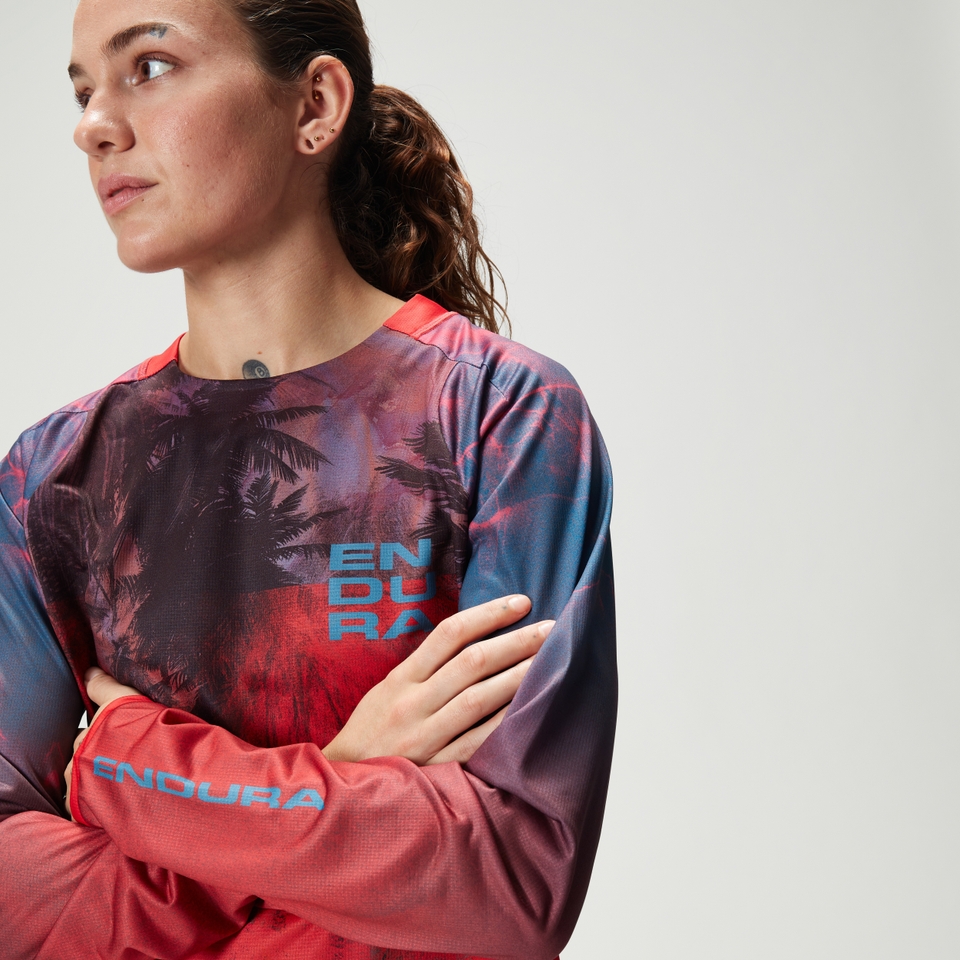 Women's Ltd Tropical L/S Tee - Pomegranate
