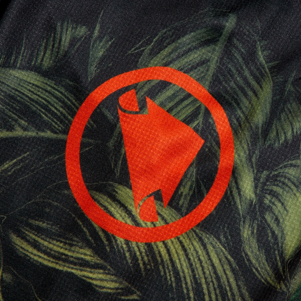 Women's Tropical Long Sleeve Tee Limited: Ghillie Green