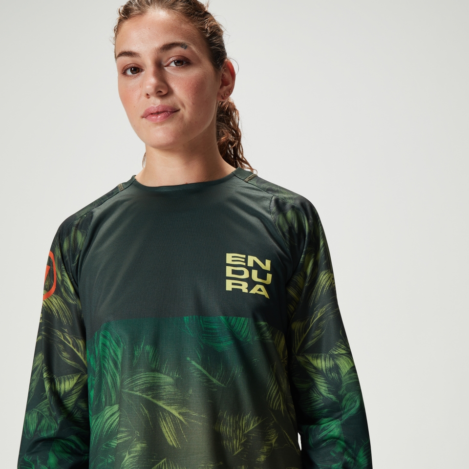 Women's Tropical Long Sleeve Tee Limited: Ghillie Green