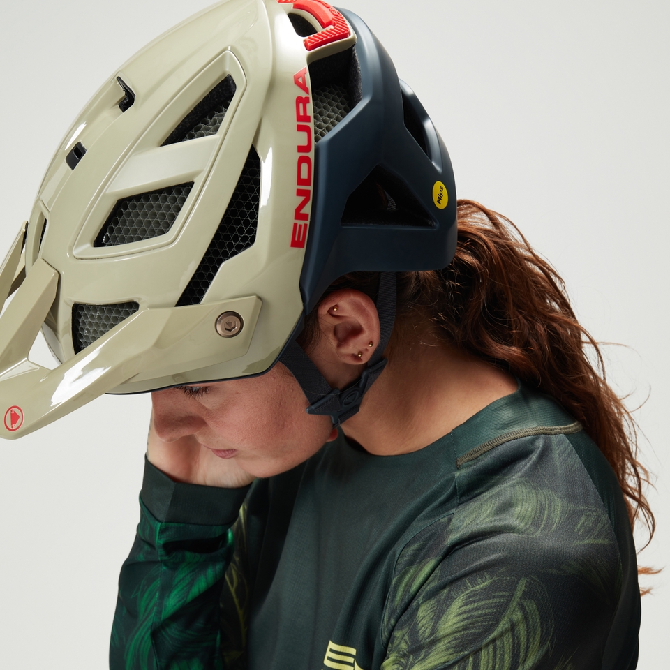 MT500 MIPS Helmet: Mushroom