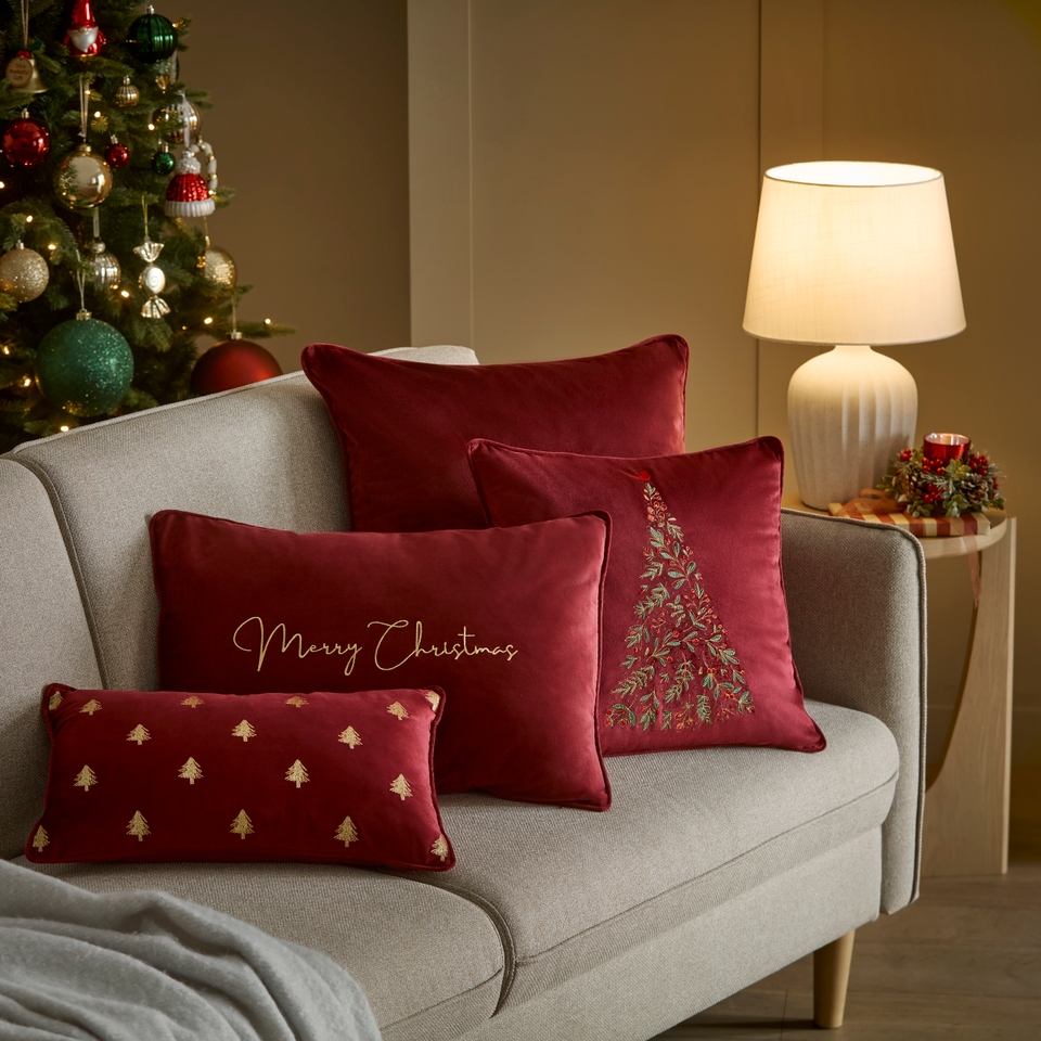 Luxury christmas pillows clearance