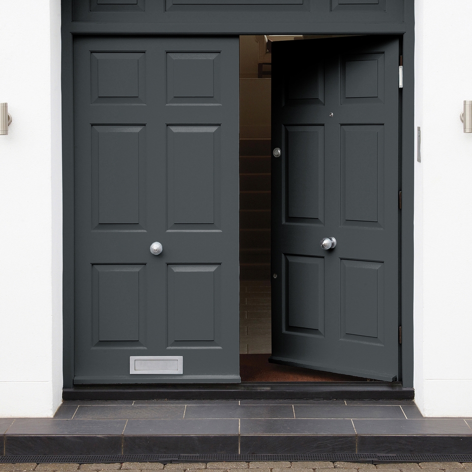 Sandtex 10 Year Multi Surface Satin Paint Anthracite 2.5L Homebase