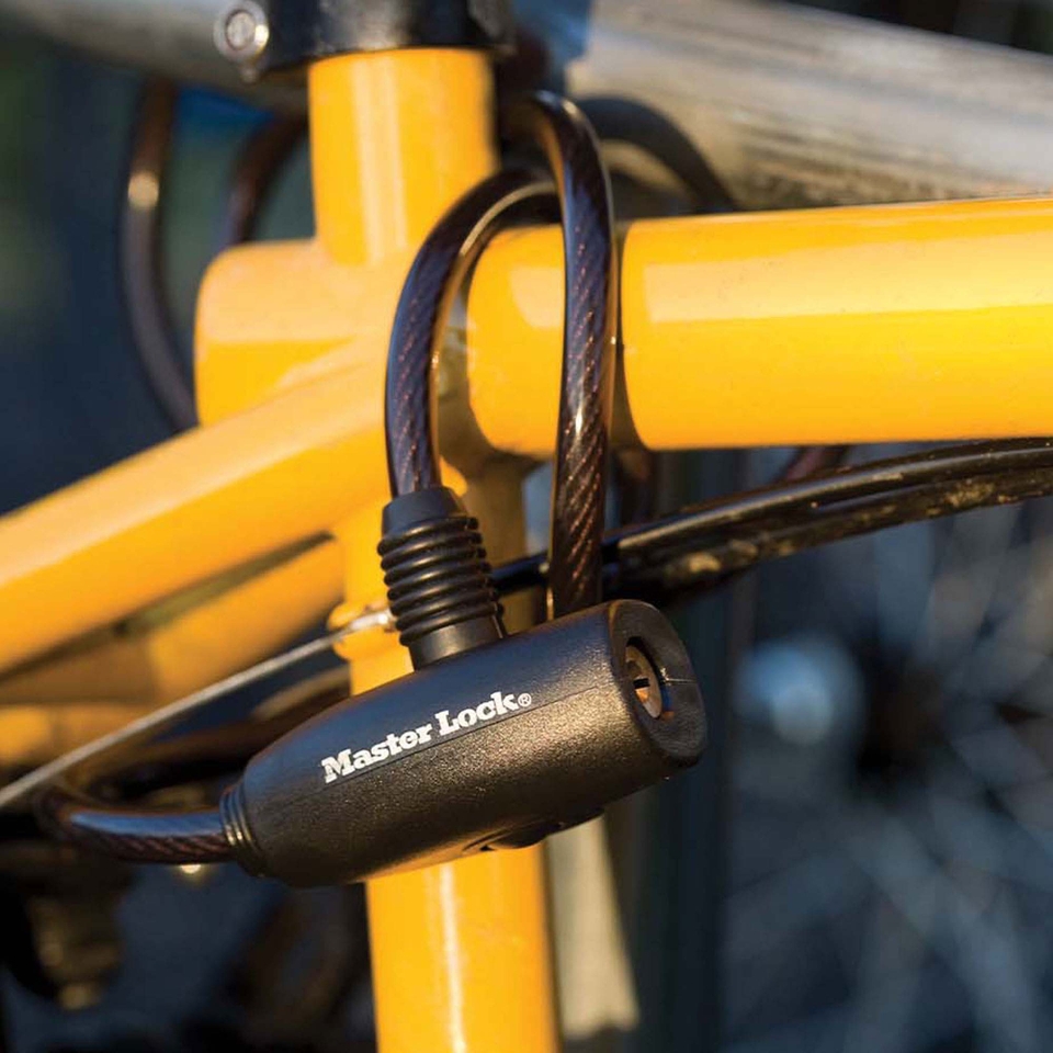 Master Lock 1.8m Keyed Bike Lock Cable - Black