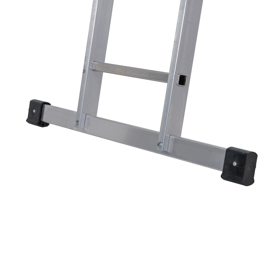 Werner Professional Square Rung Single Section Ladder - 4.18m
