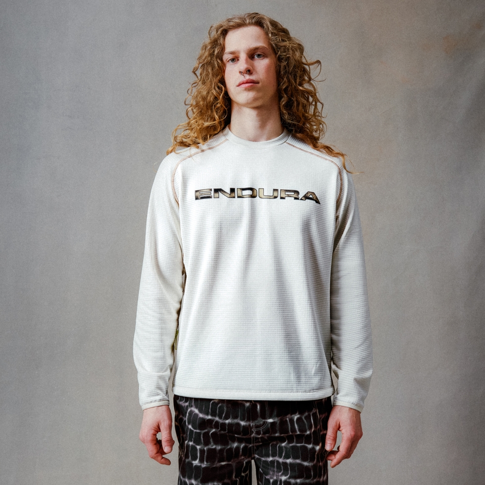 Unisex Abenteuer-Corner-Sweatshirt Weiß