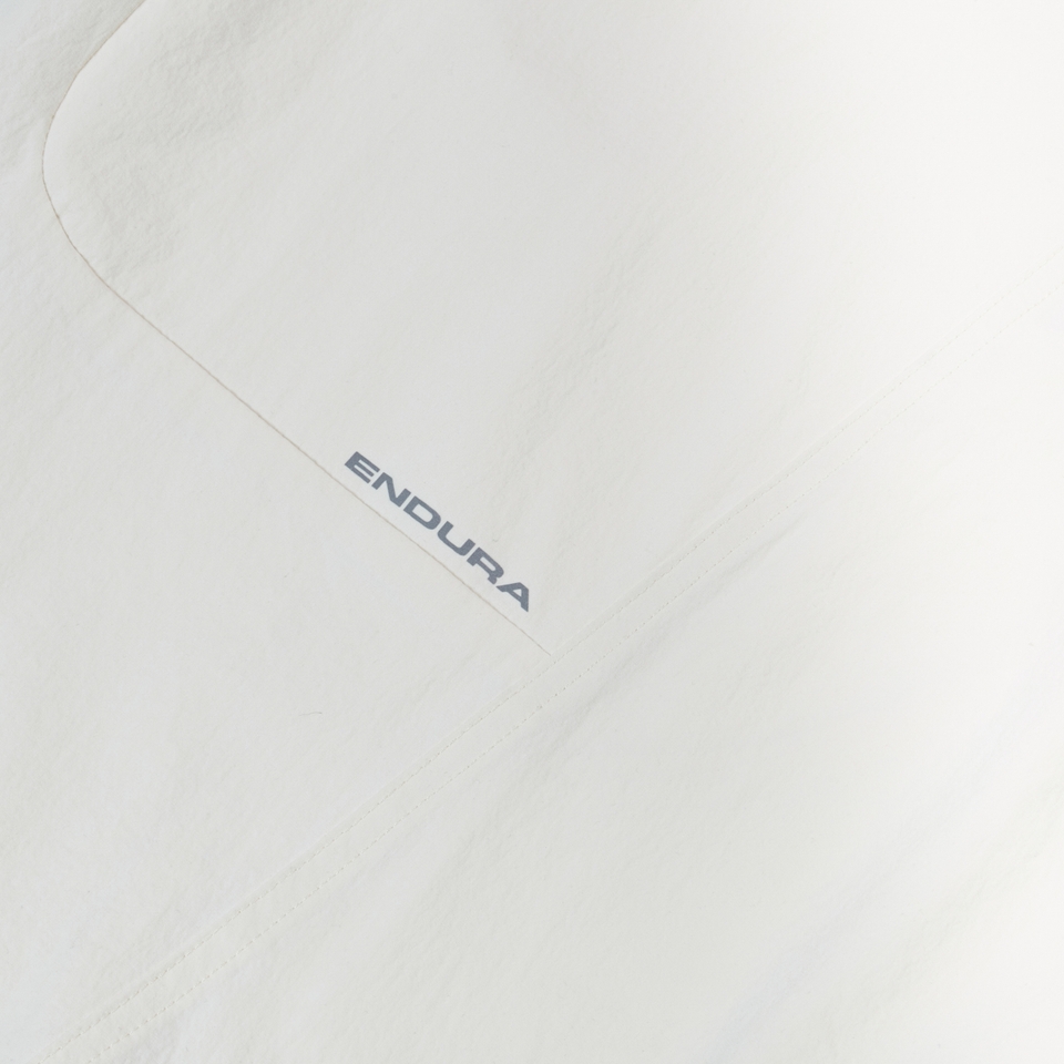 Unisex Corner Short (Liner/Chamois) Whisper White