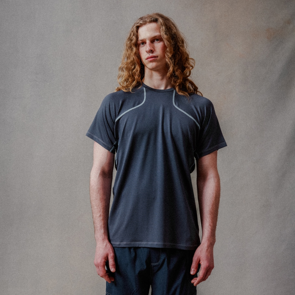 Unisex Kurzarm-Corner-Shirt Ombre-Blau
