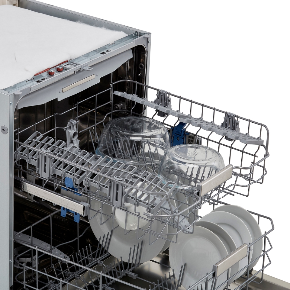 Indesit DIO3T131FEUK Fully Integrated Full Size Dishwasher White