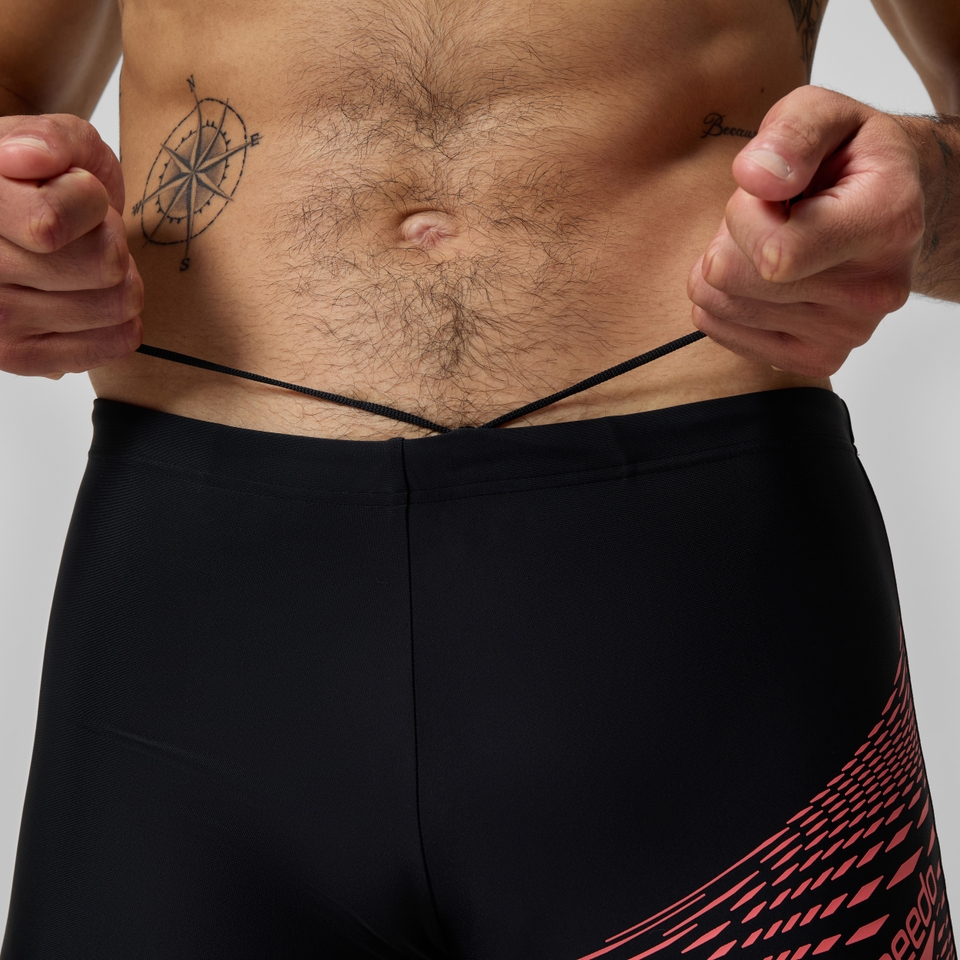 Men's Medley Logo Aquashort Black/Coral