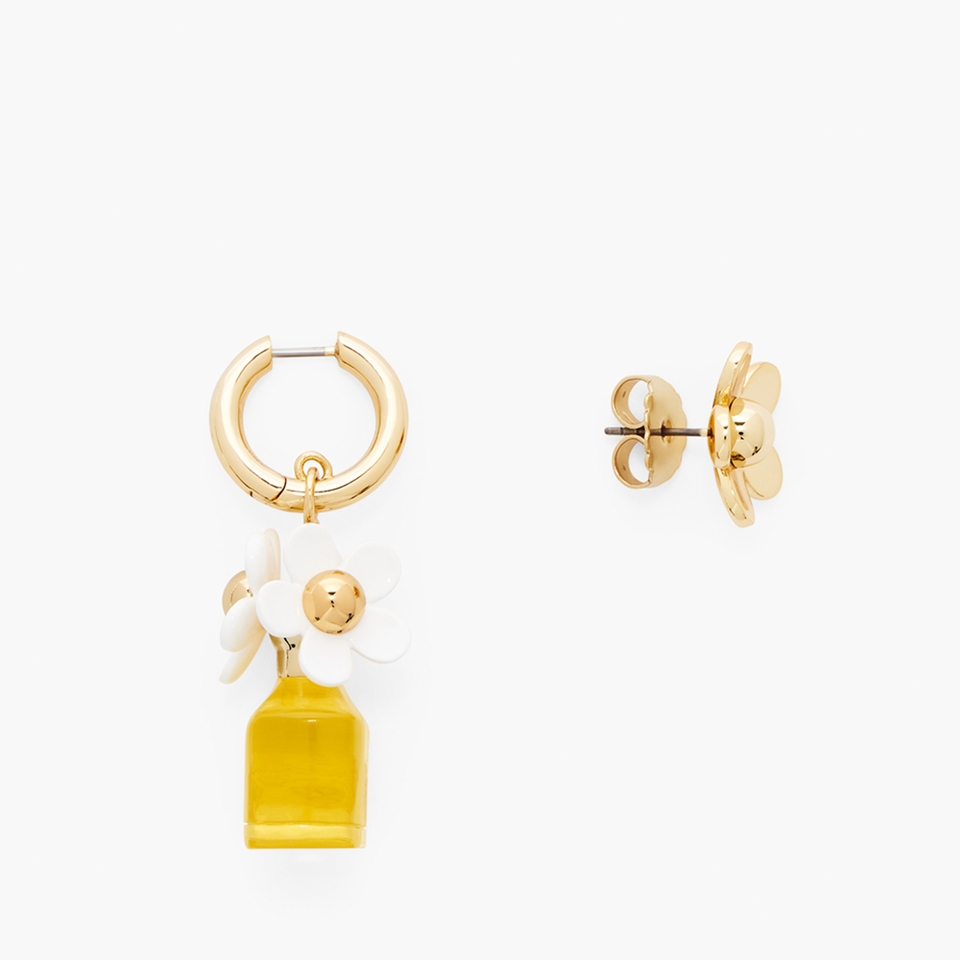Marc Jacobs Mini Icon Daisy Gold-Plated Earrings