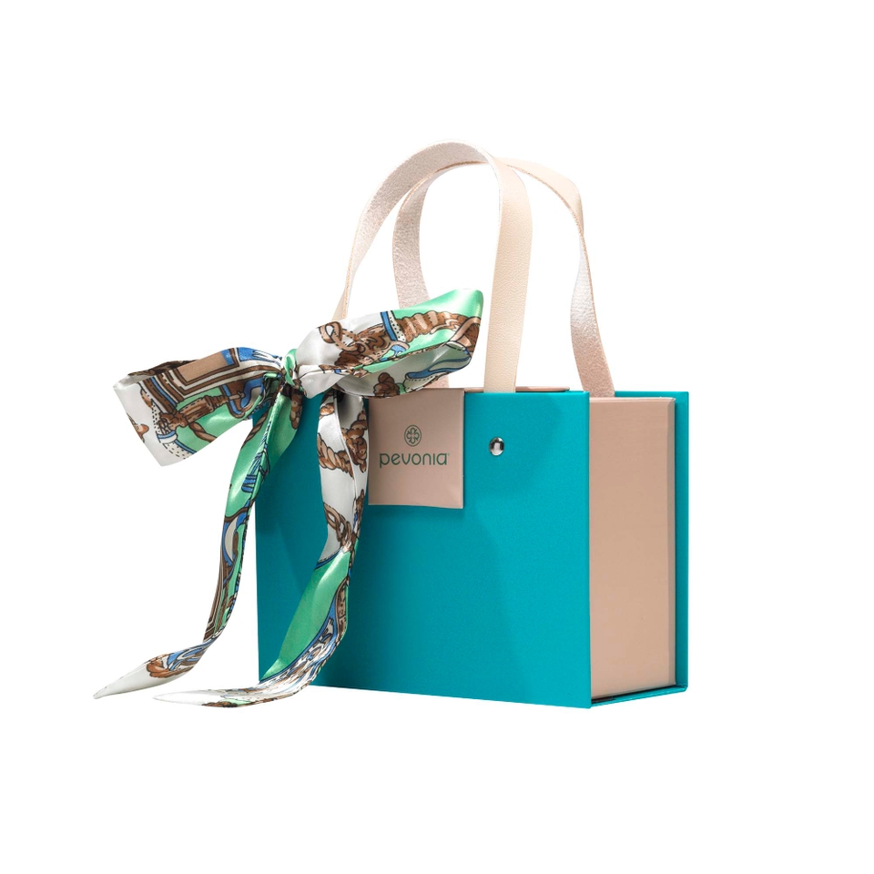 Pevonia Large Green Gift Box with Scarf