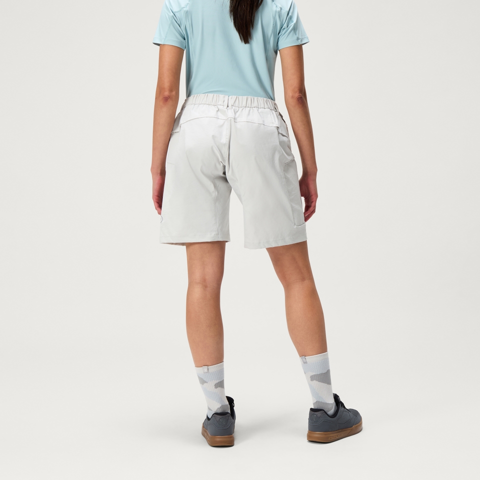 Women's SulTrac Adv 8" Shorts - Lunar Rock