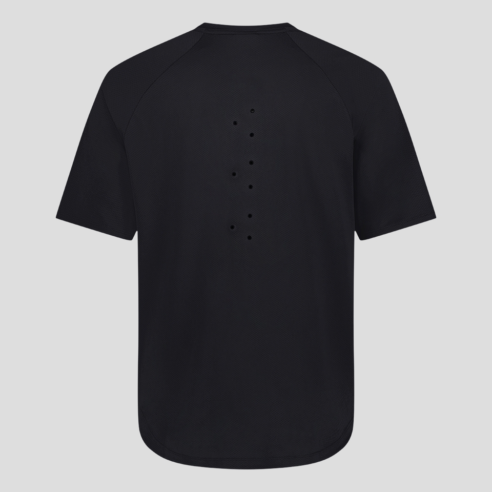 MENS EVEREST TEE BLACK