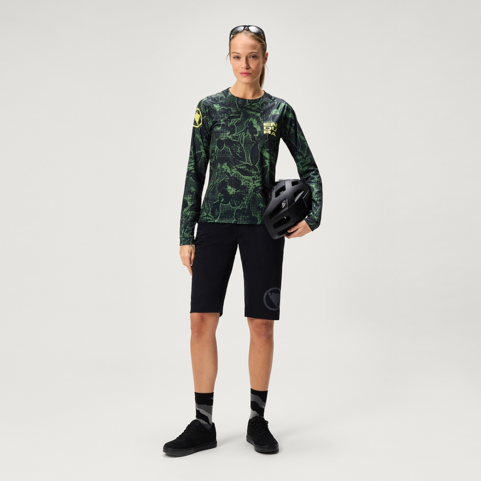 Women's Ltd Floral L/S Tee - Black