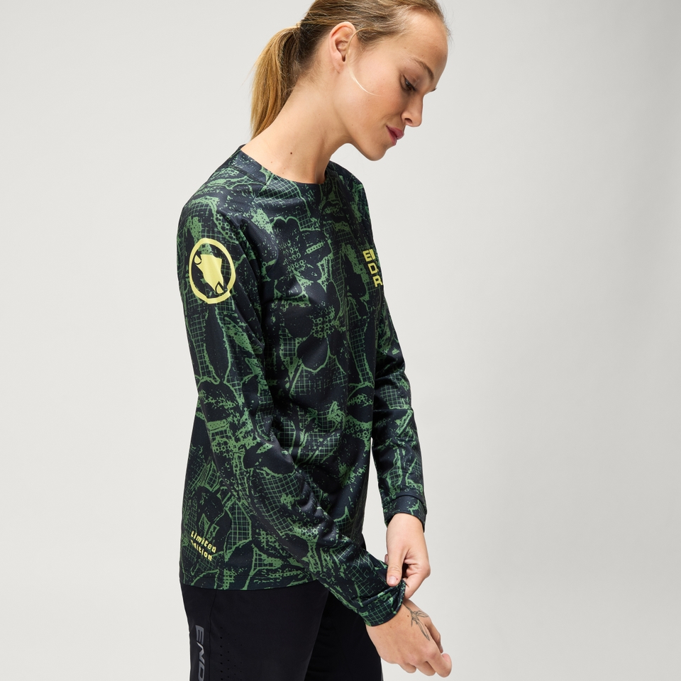 FLORAL LTD langärmeliges T-Shirt mit Print für Damen - Schwarz
