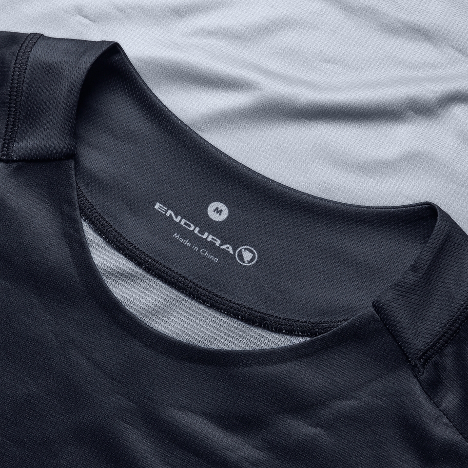 Men's CORE Printed L/S Tee - Black