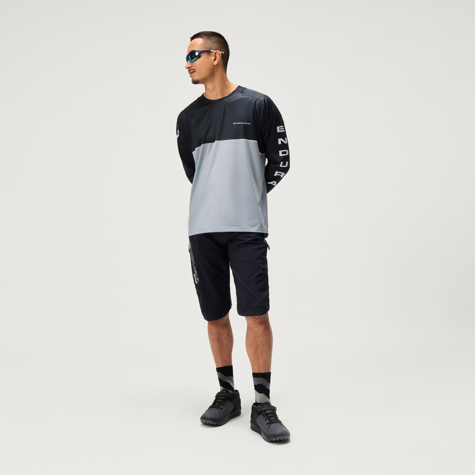 Men's CORE Printed L/S Tee - Black