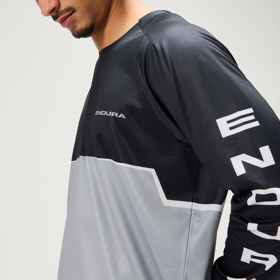 Men's CORE Printed L/S Tee - Black