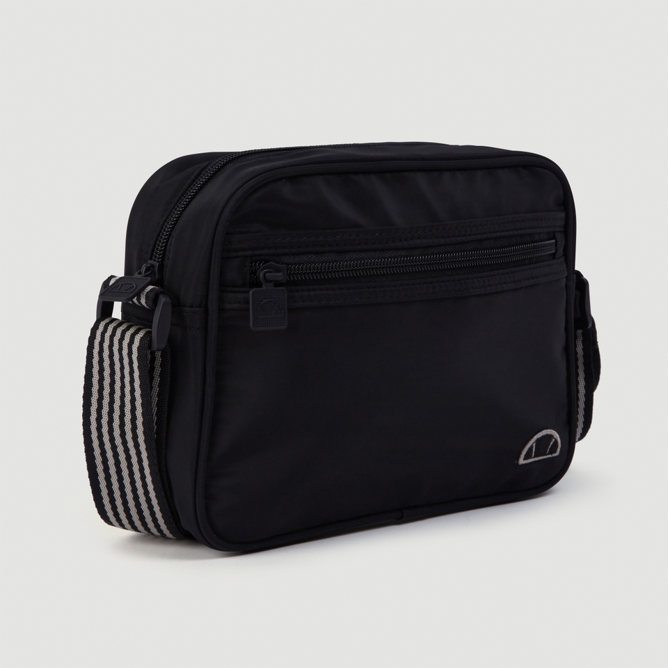 Luquello Cross Body Black
