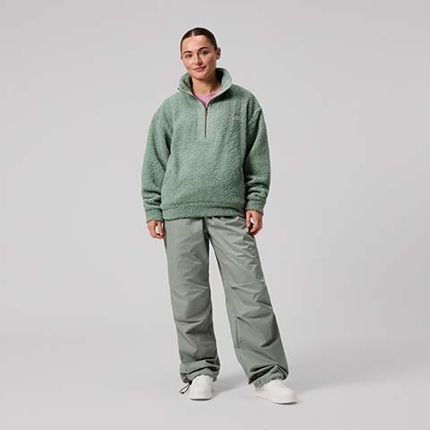 WOMENS SCENE-SET QUARTER ZIP GREEN