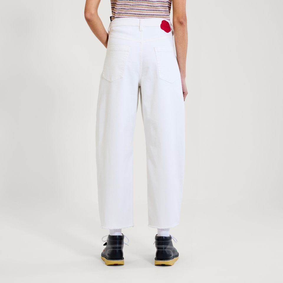 Adult Womens Kickers Classic Barrel Leg Jean White