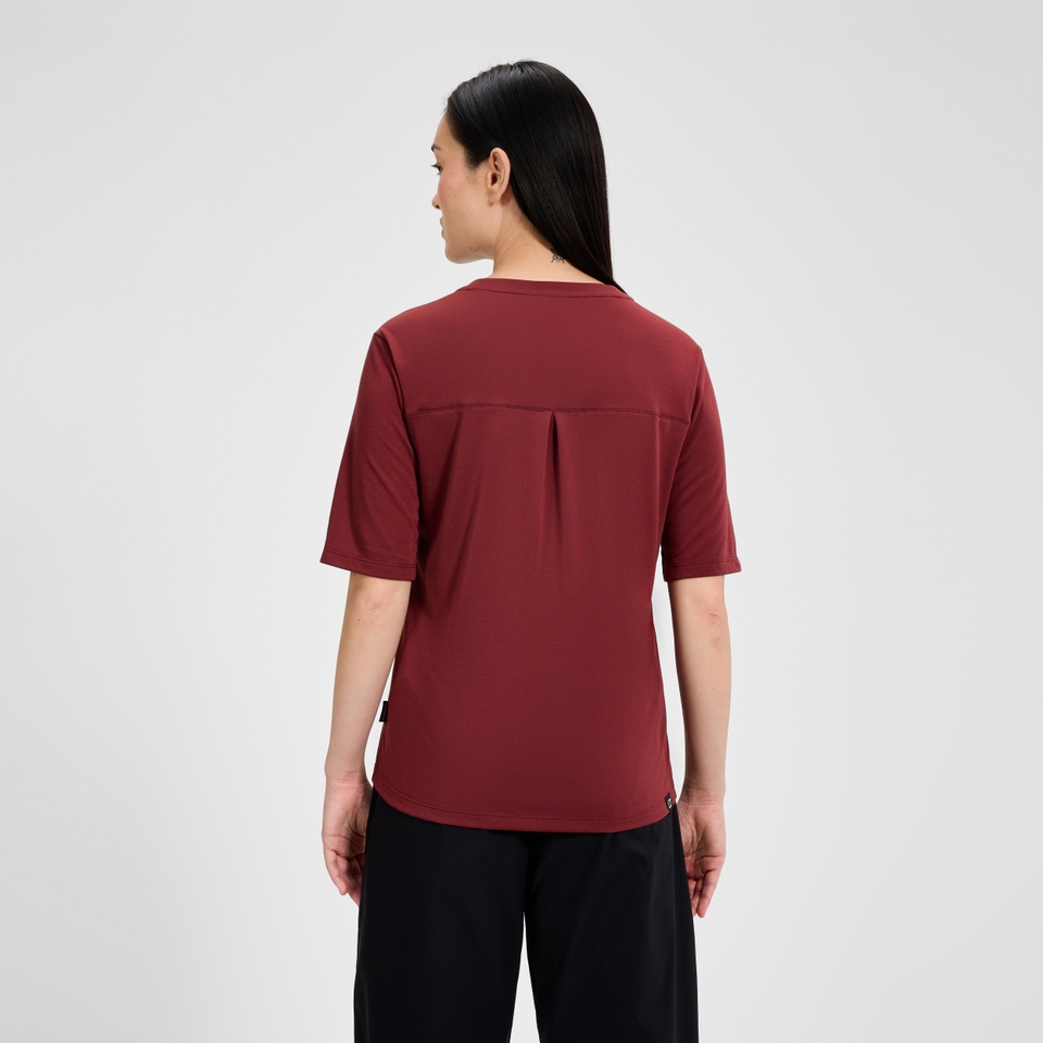 Women's Coneflower Short Sleeves Tee - Red