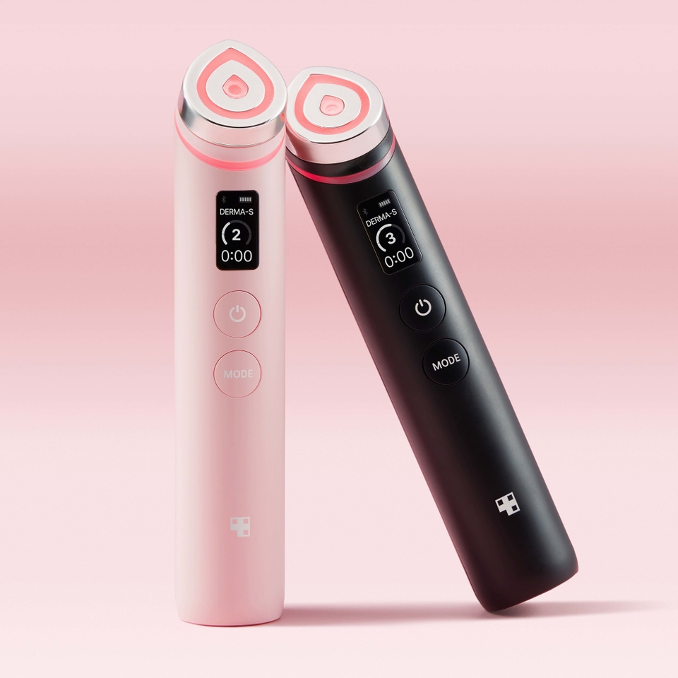 Medicube Age-r Booster Pro Pink | LOOKFANTASTIC