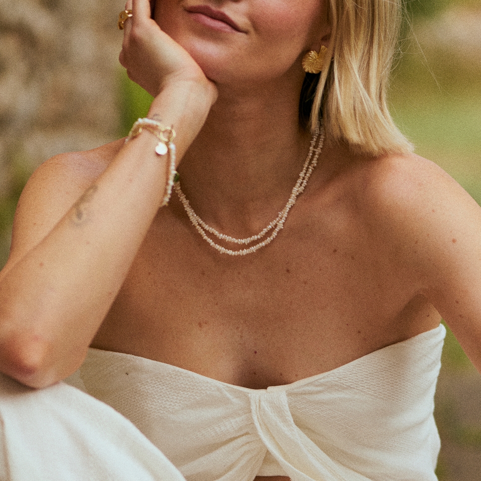 Daisy London x Polly Sayer Beach Pearl T-Bar Necklace