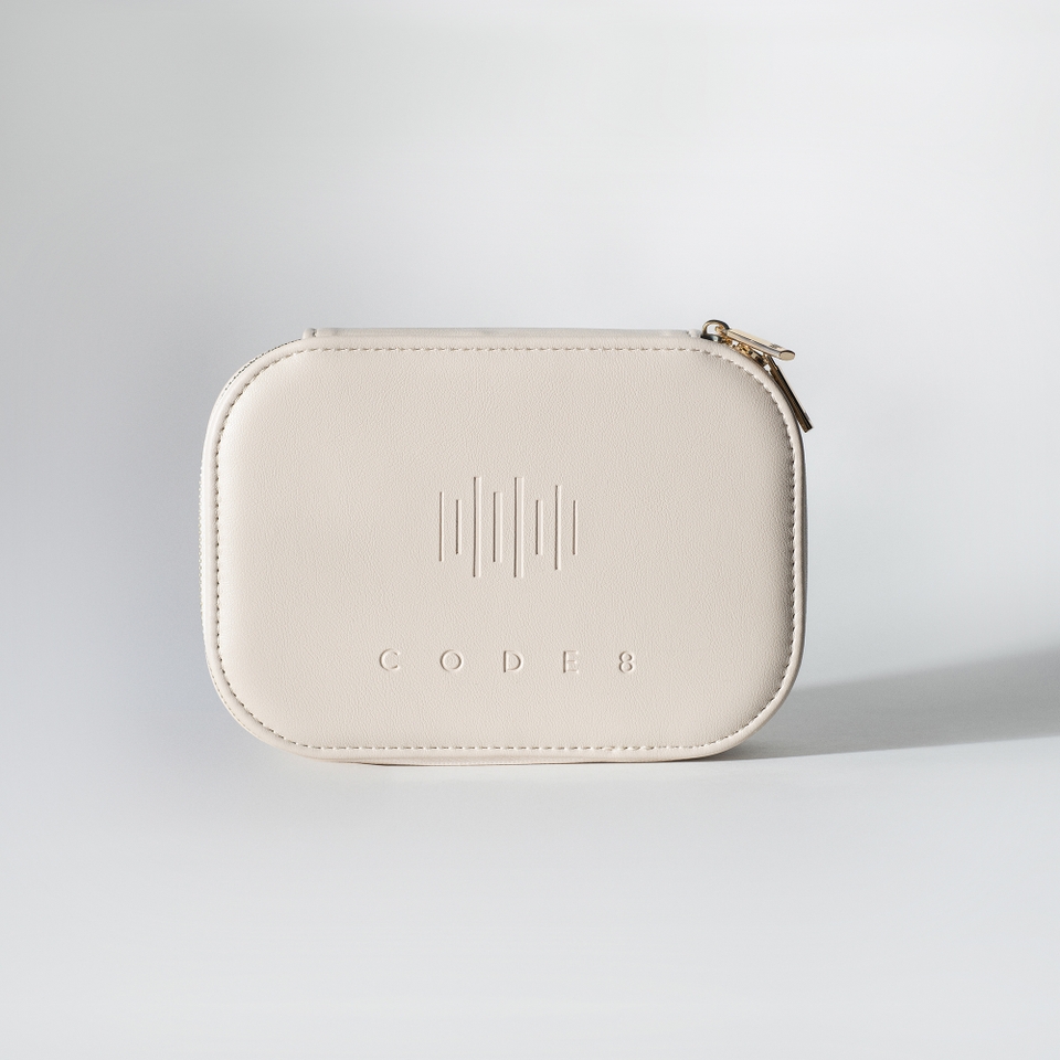 Kelly Rutherford x Code8