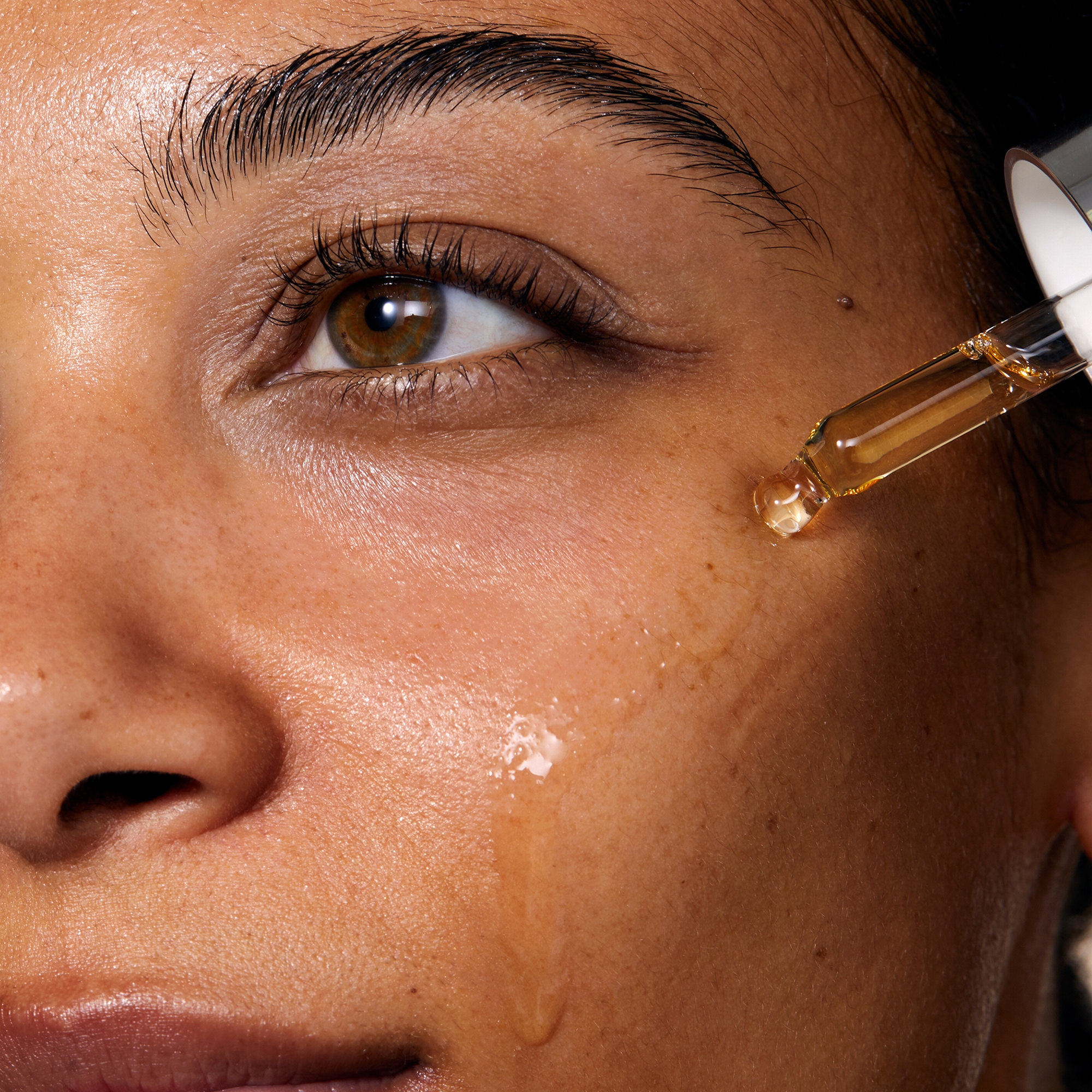 Omorovicza Miracle Facial Oil 30ml | Dermstore