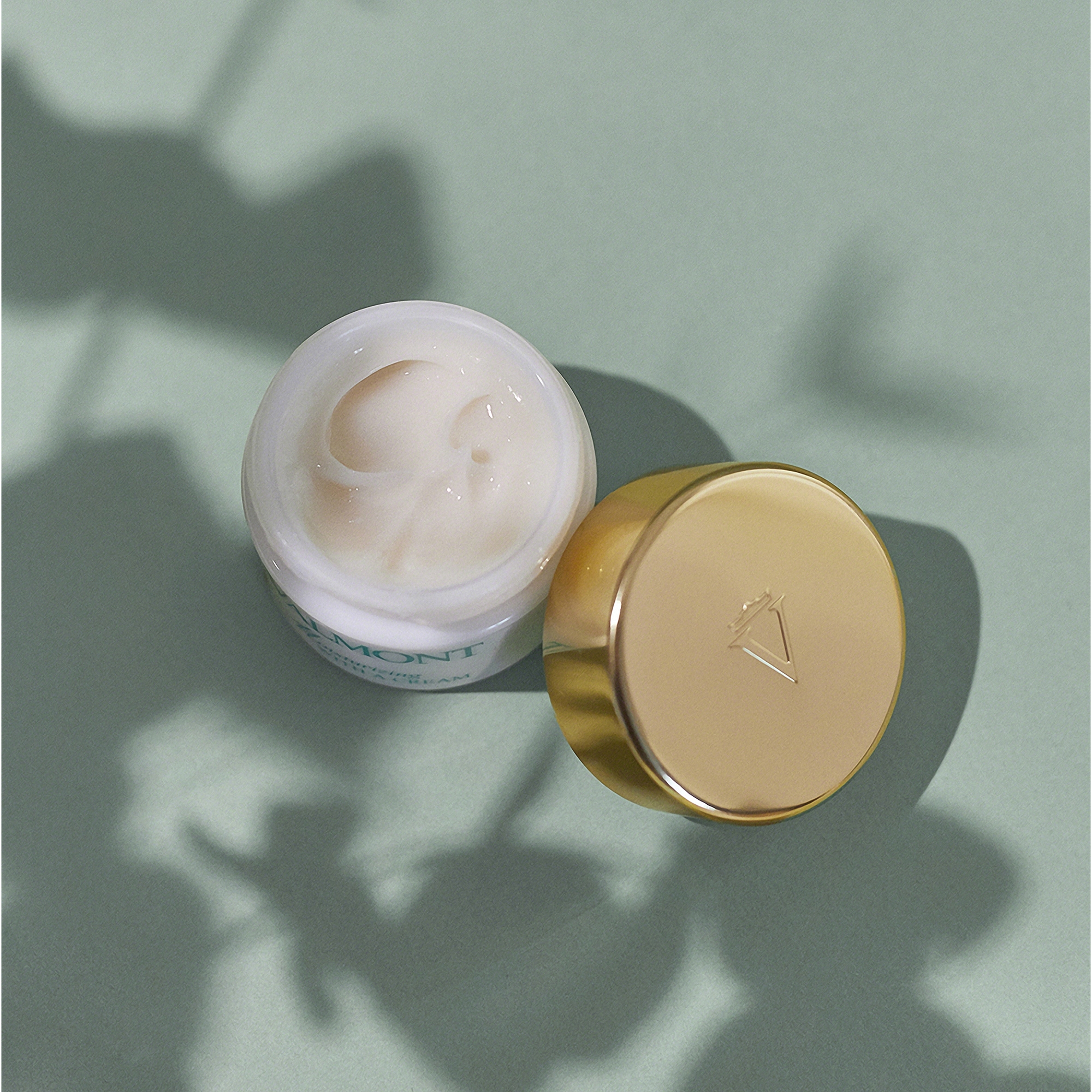 Valmont Moisturizing with a cream 50ml | Dermstore