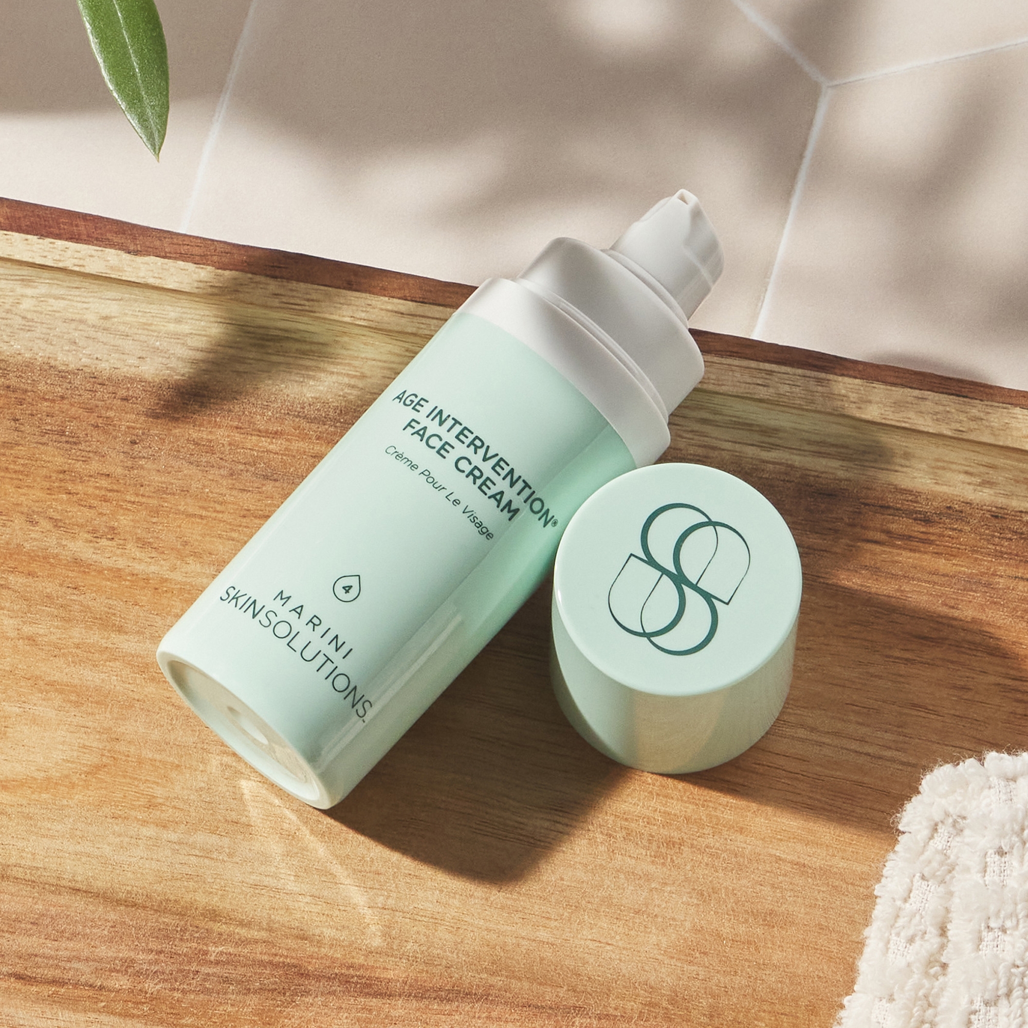 新品未使用 amritara エイジソリューションクリーム 30g amritara AGE