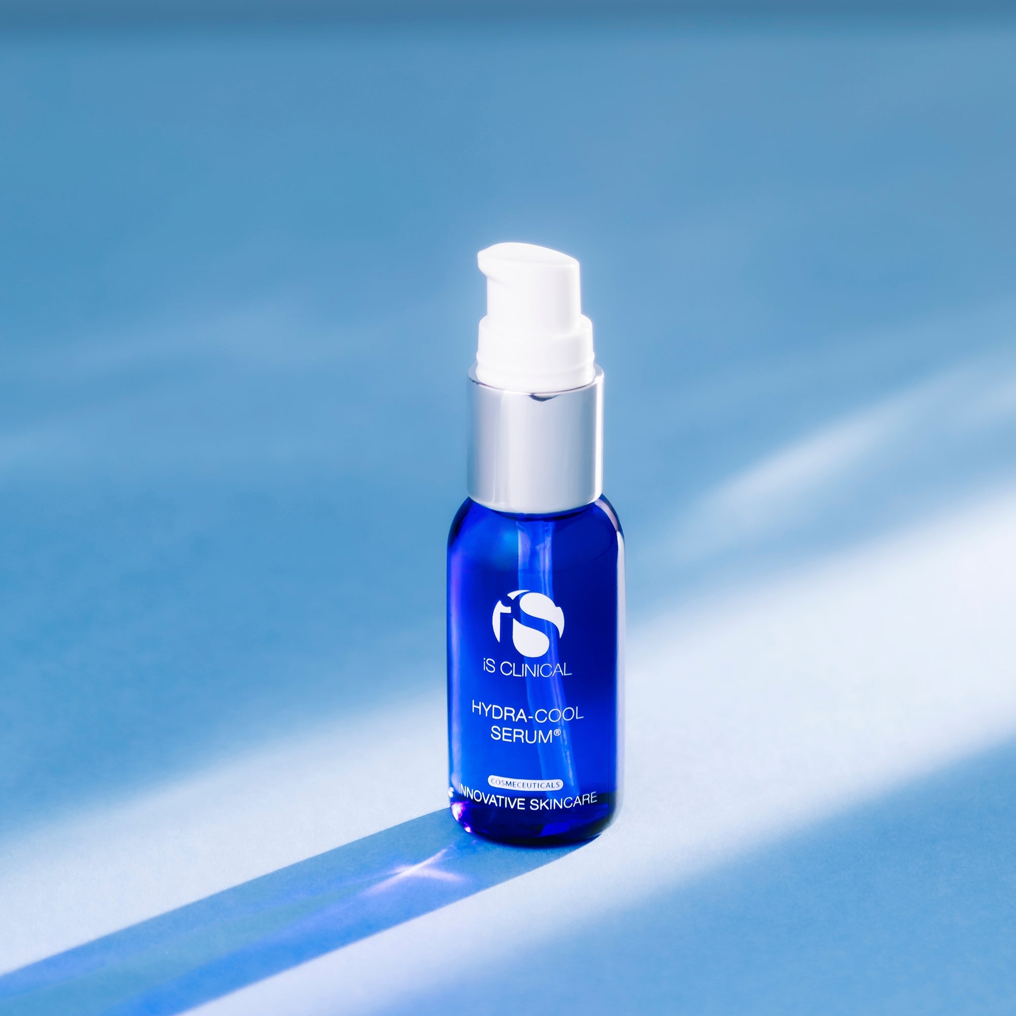 iS Clinical Hydra-Cool Serum (0.5 oz.) | Dermstore