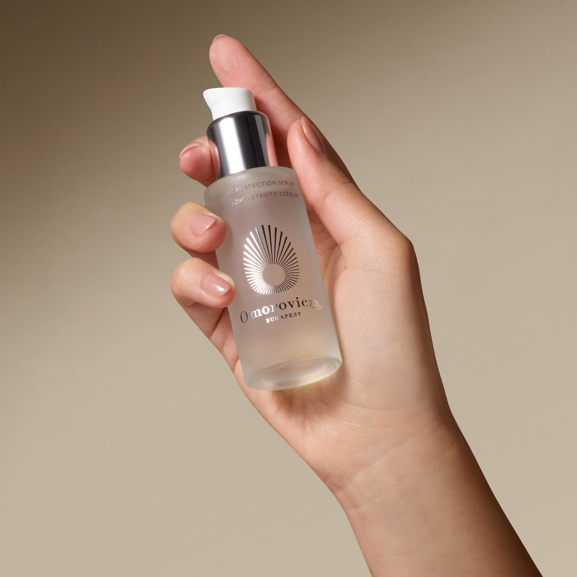Omorovicza Instant Perfection Serum 30ml | Cult Beauty