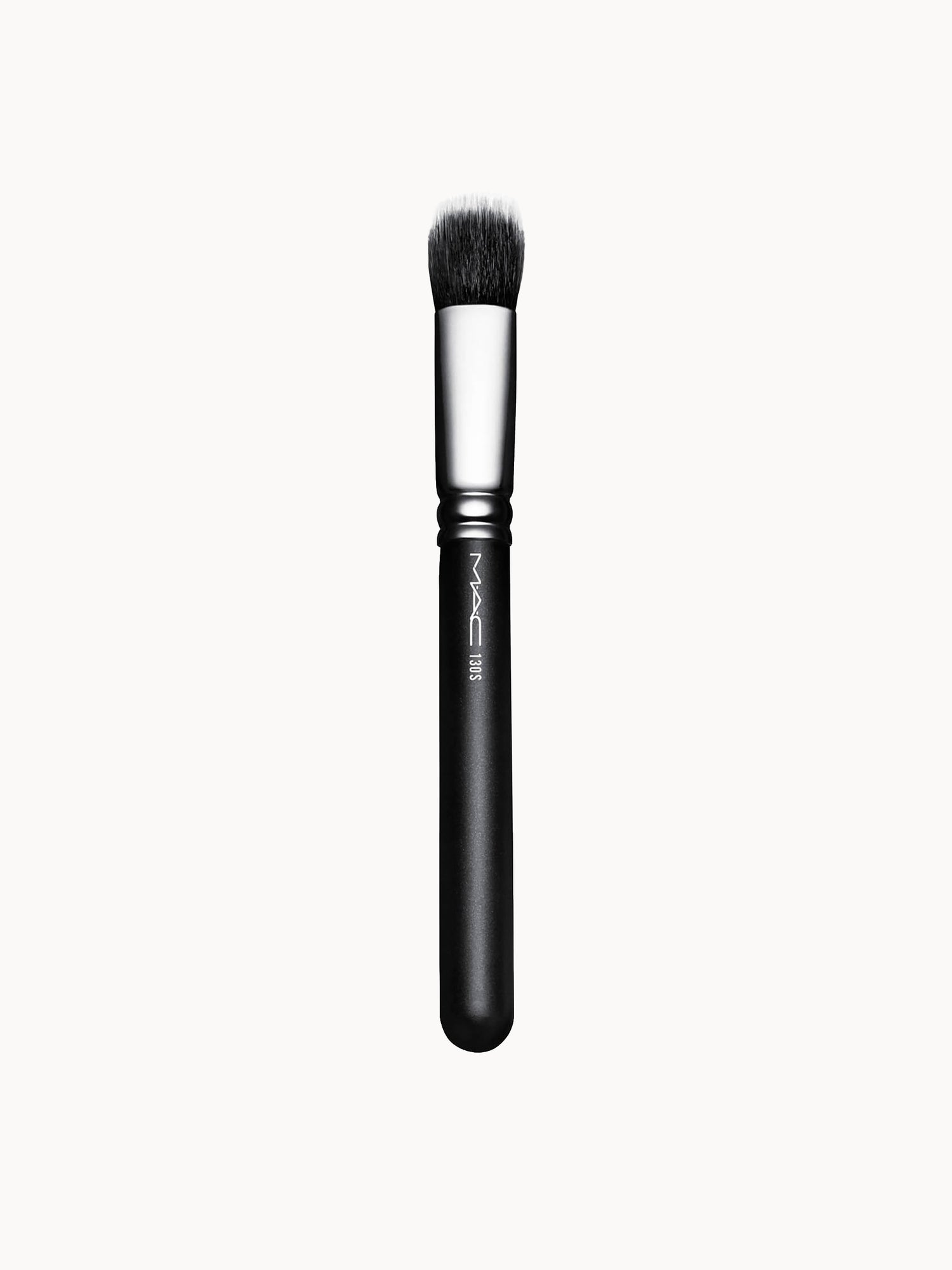 MAC 130S Short Duo Fibre Face Brush