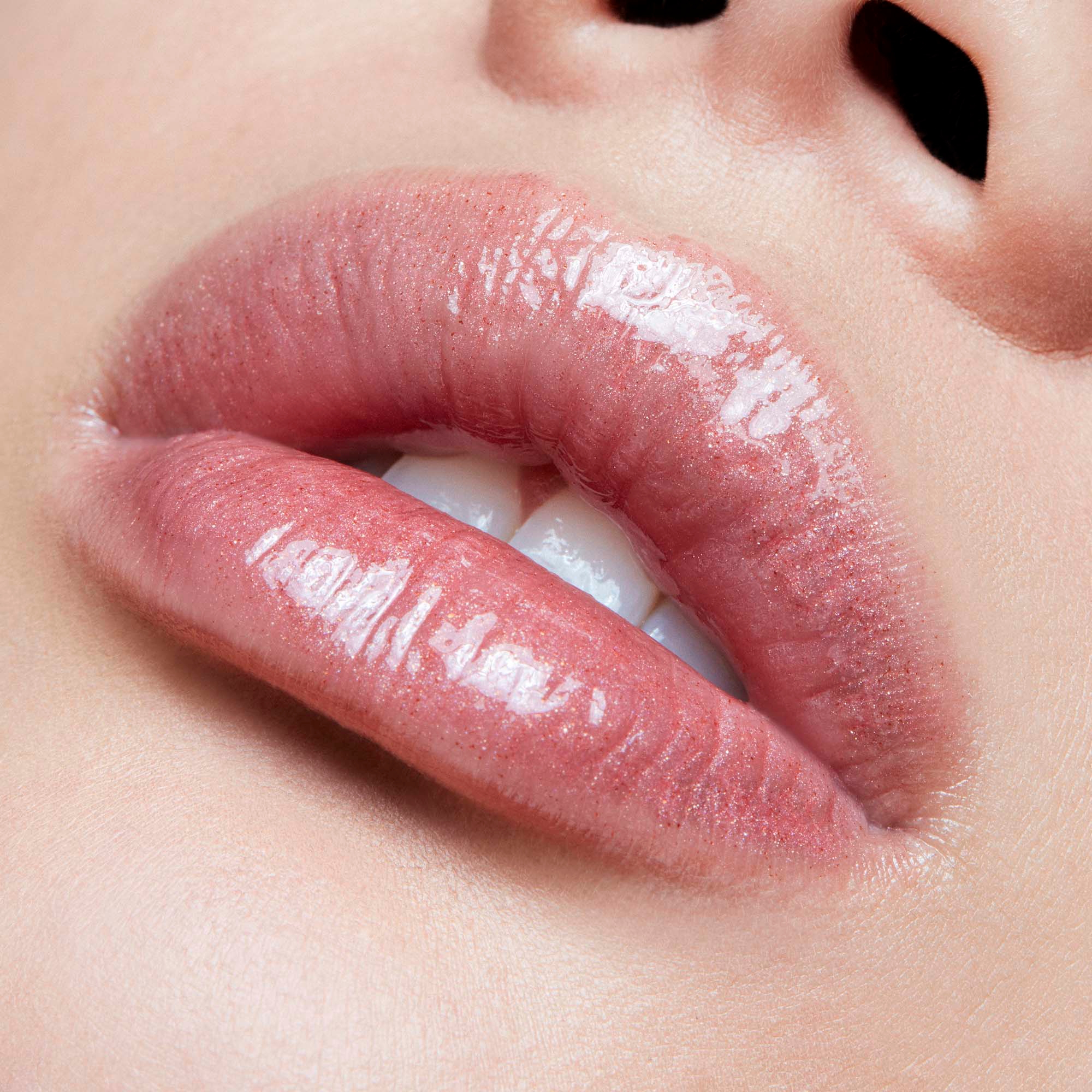 MAC Lipglass Lipgloss All Things Magical LOOKFANTASTIC